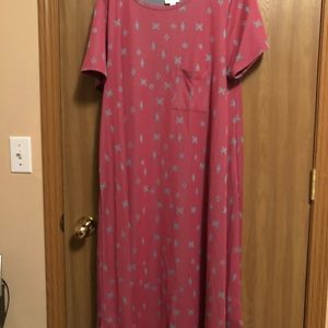 Medium weight LuLaroe Carly